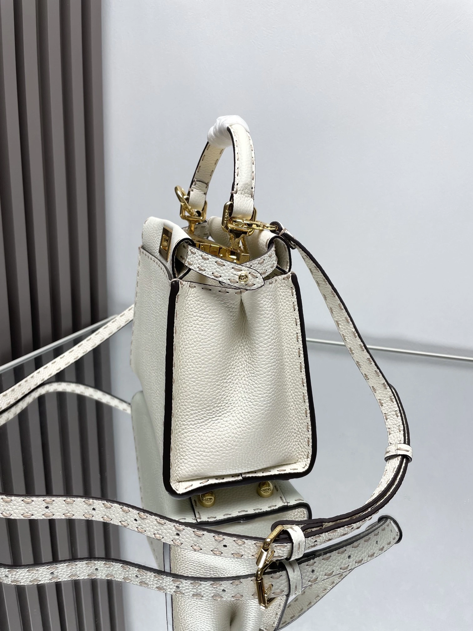 Elegant Fendi Peekaboo Bags 69848
