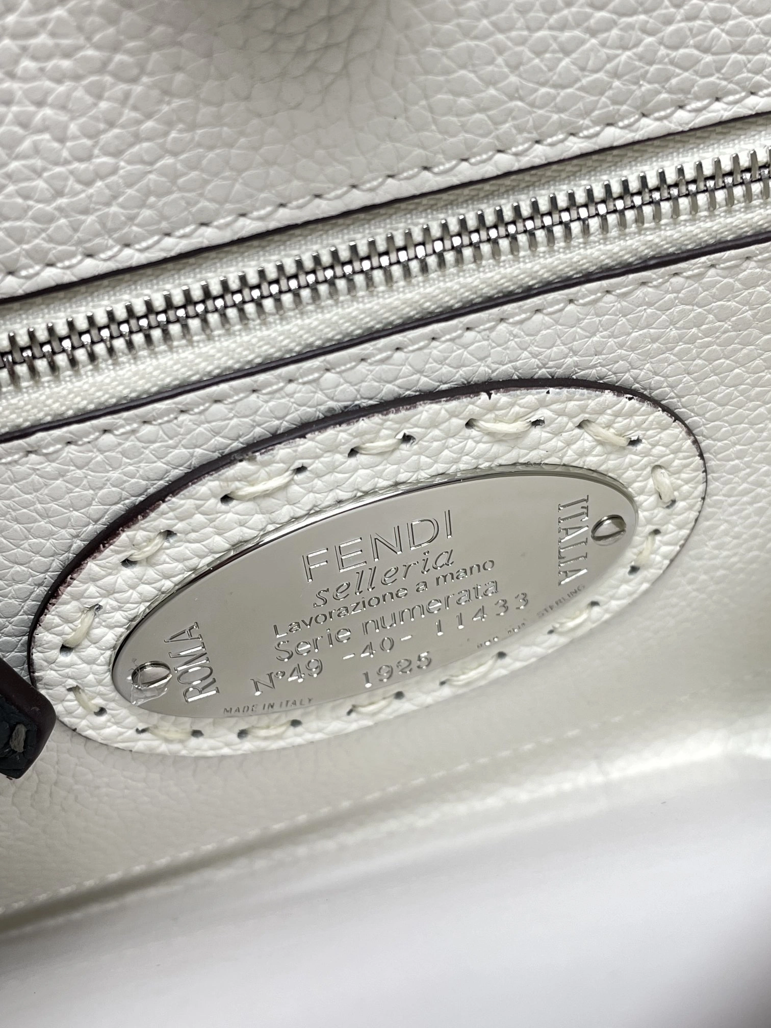 Fendi Peekaboo Bags OnTrend 69839