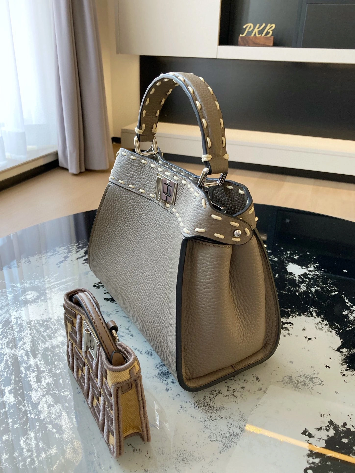 Functional Fendi Peekaboo Bags 69865