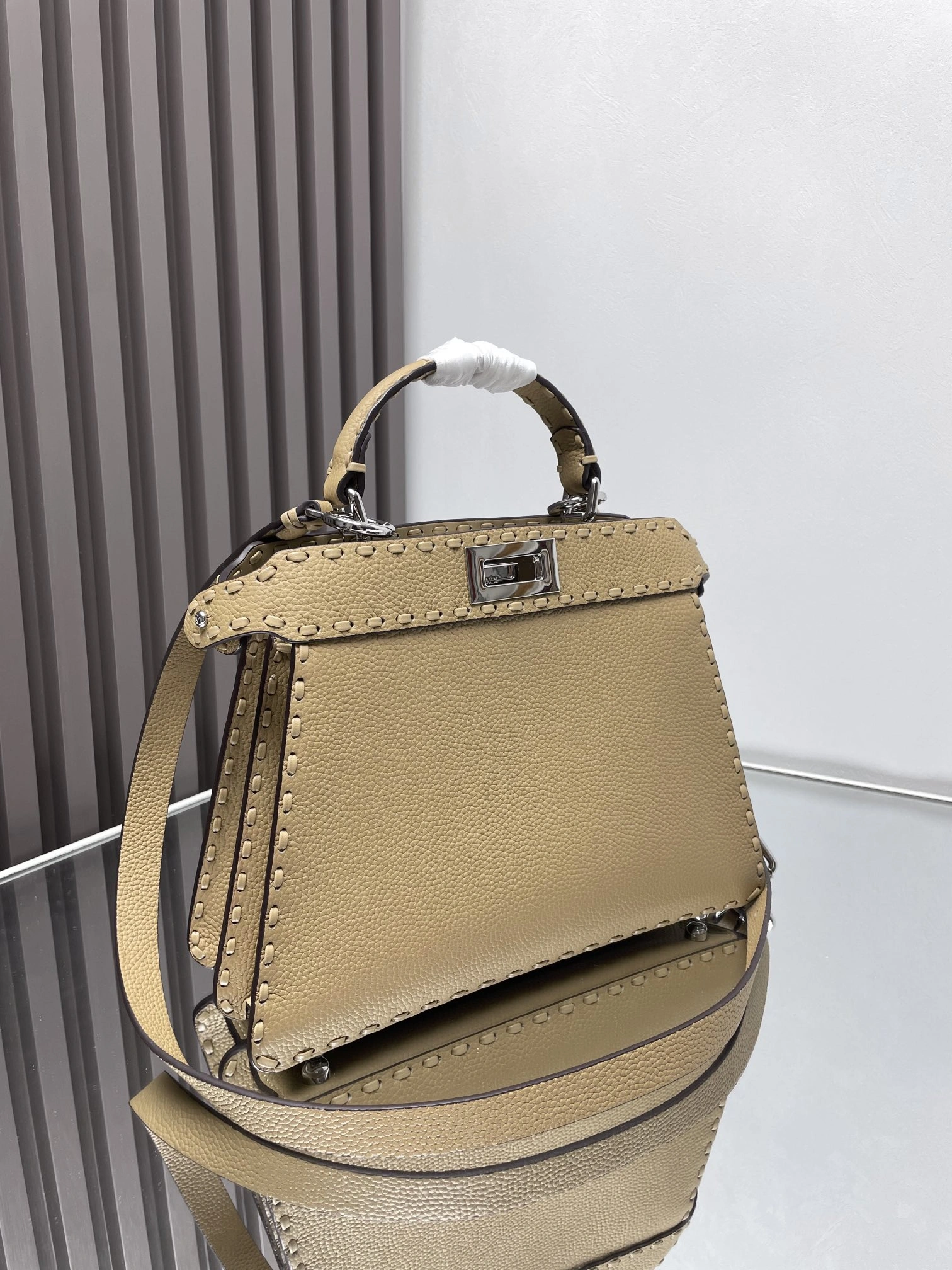 ModernLook Fendi Peekaboo Bags 69838
