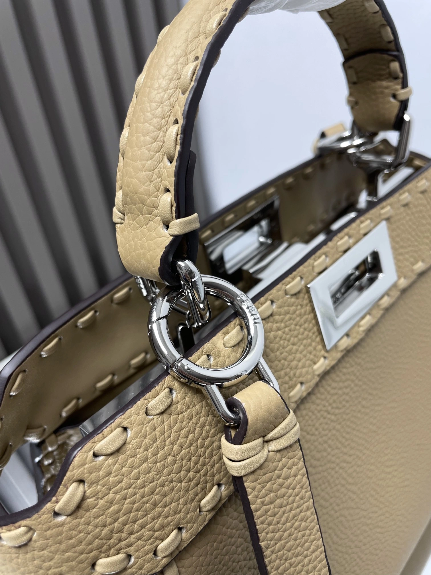 ModernLook Fendi Peekaboo Bags 69838