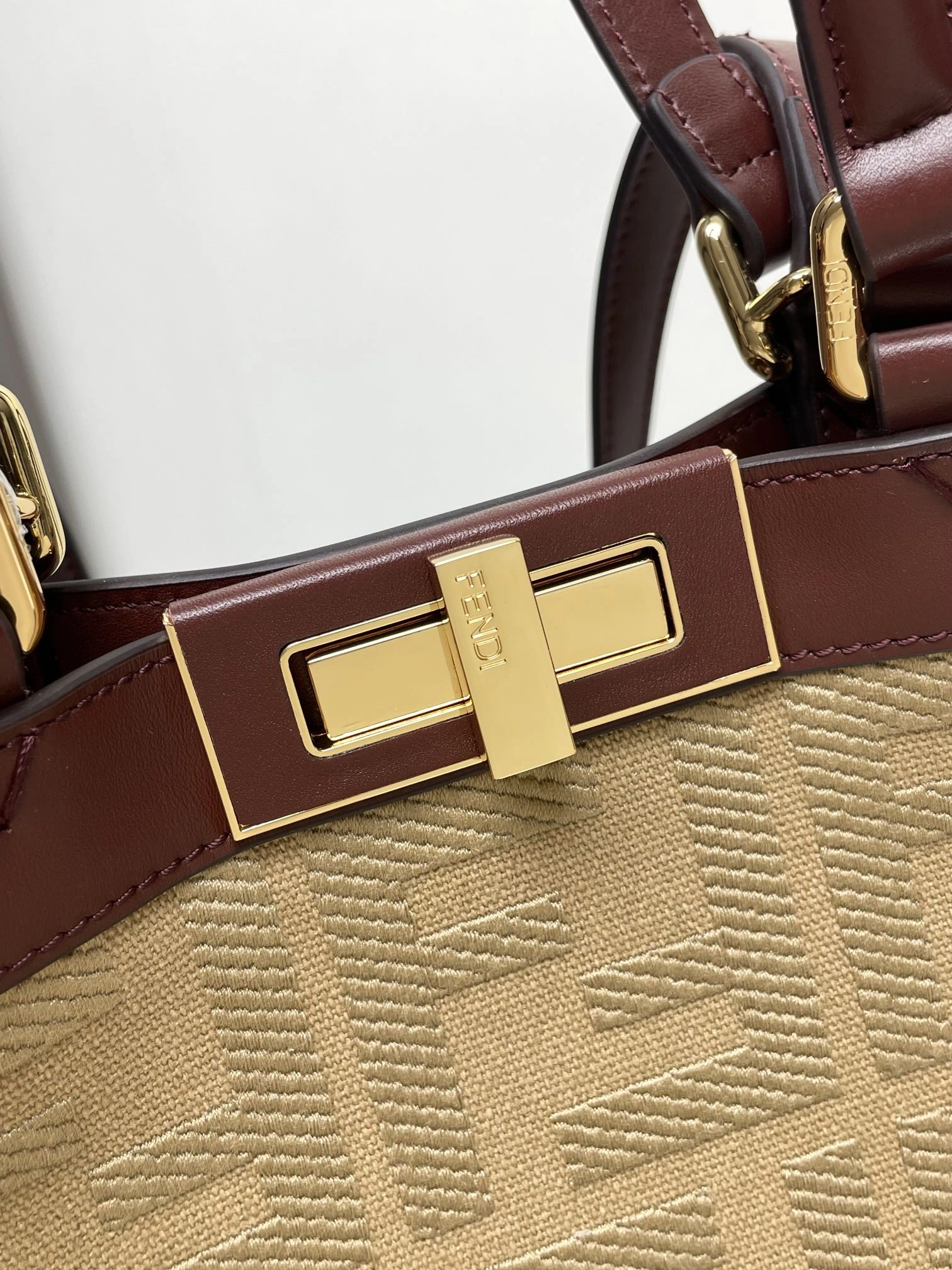 Fendi Peekaboo Bags BestValue 69821