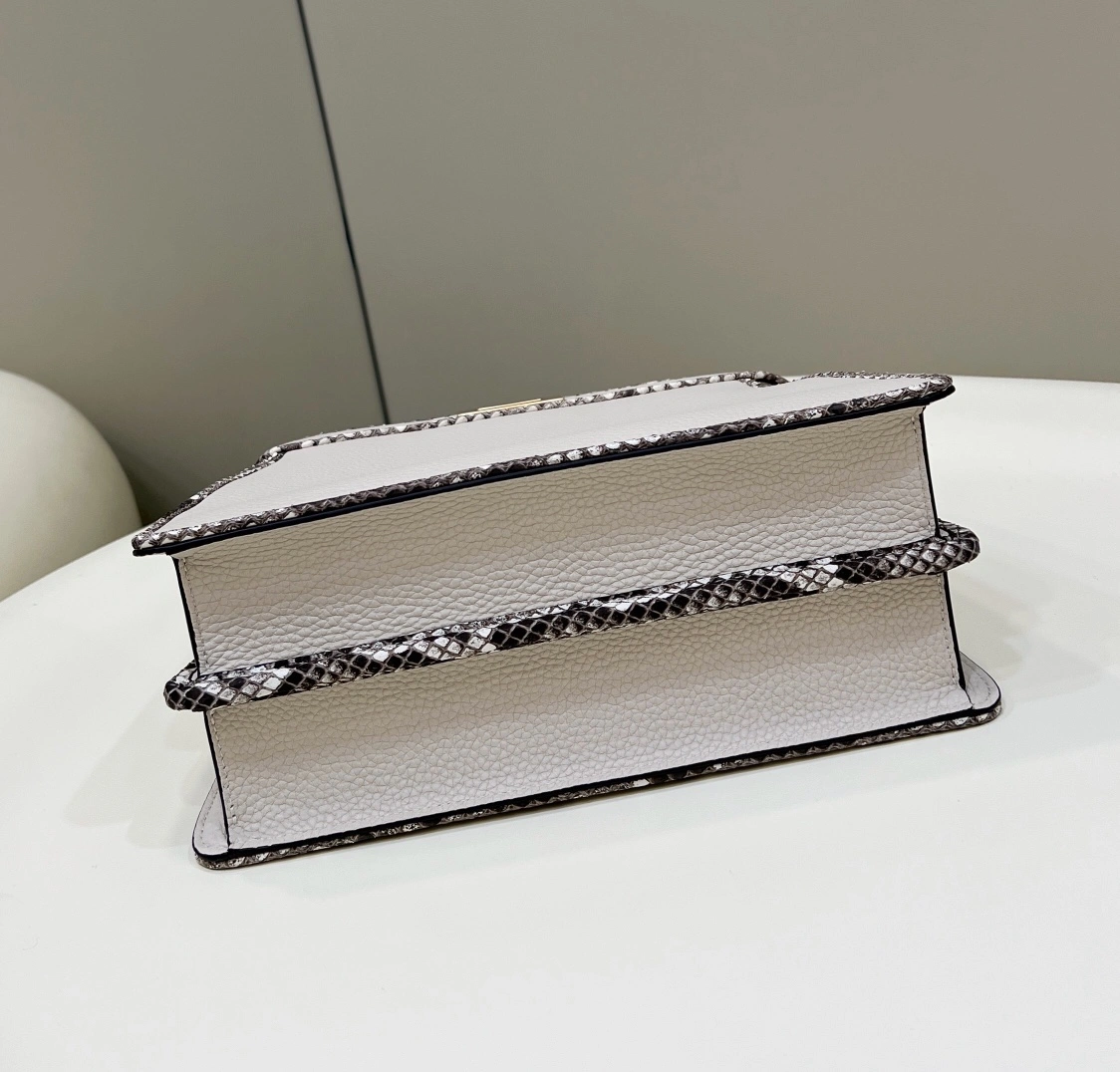 SmartChoice Fendi Peekaboo Bags 69834