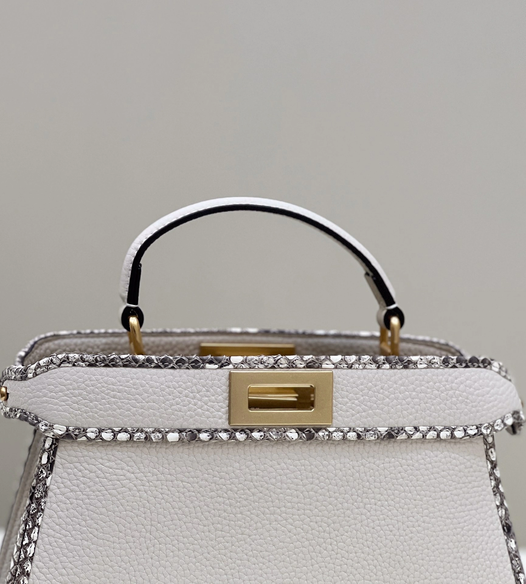 SmartChoice Fendi Peekaboo Bags 69834