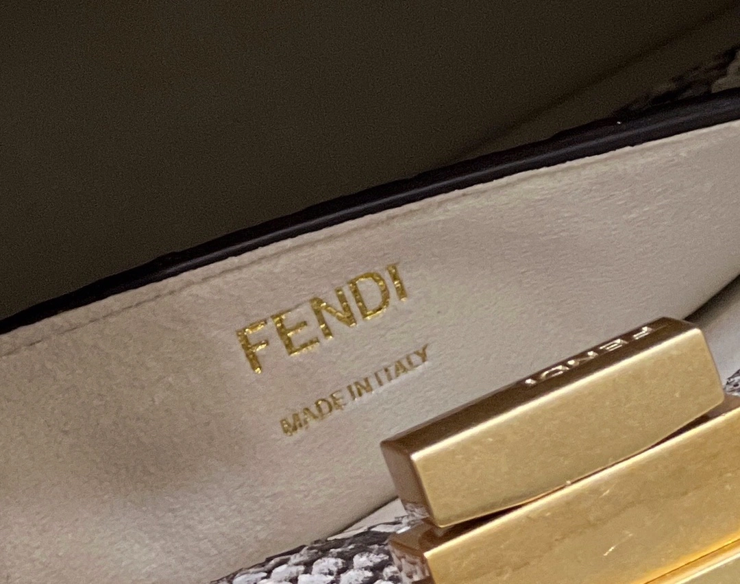SmartChoice Fendi Peekaboo Bags 69834
