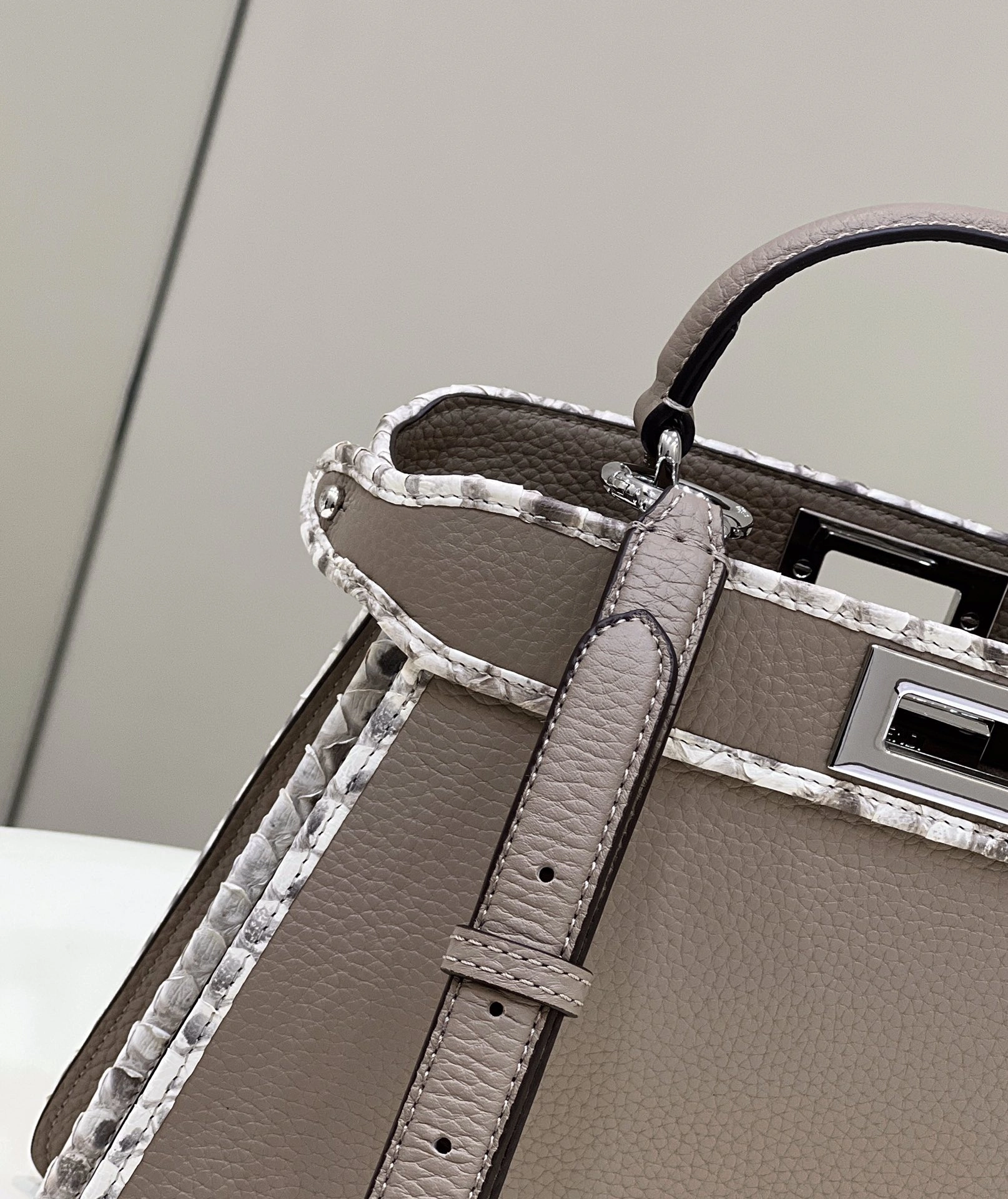 Classic Fendi Peekaboo Bags 69827