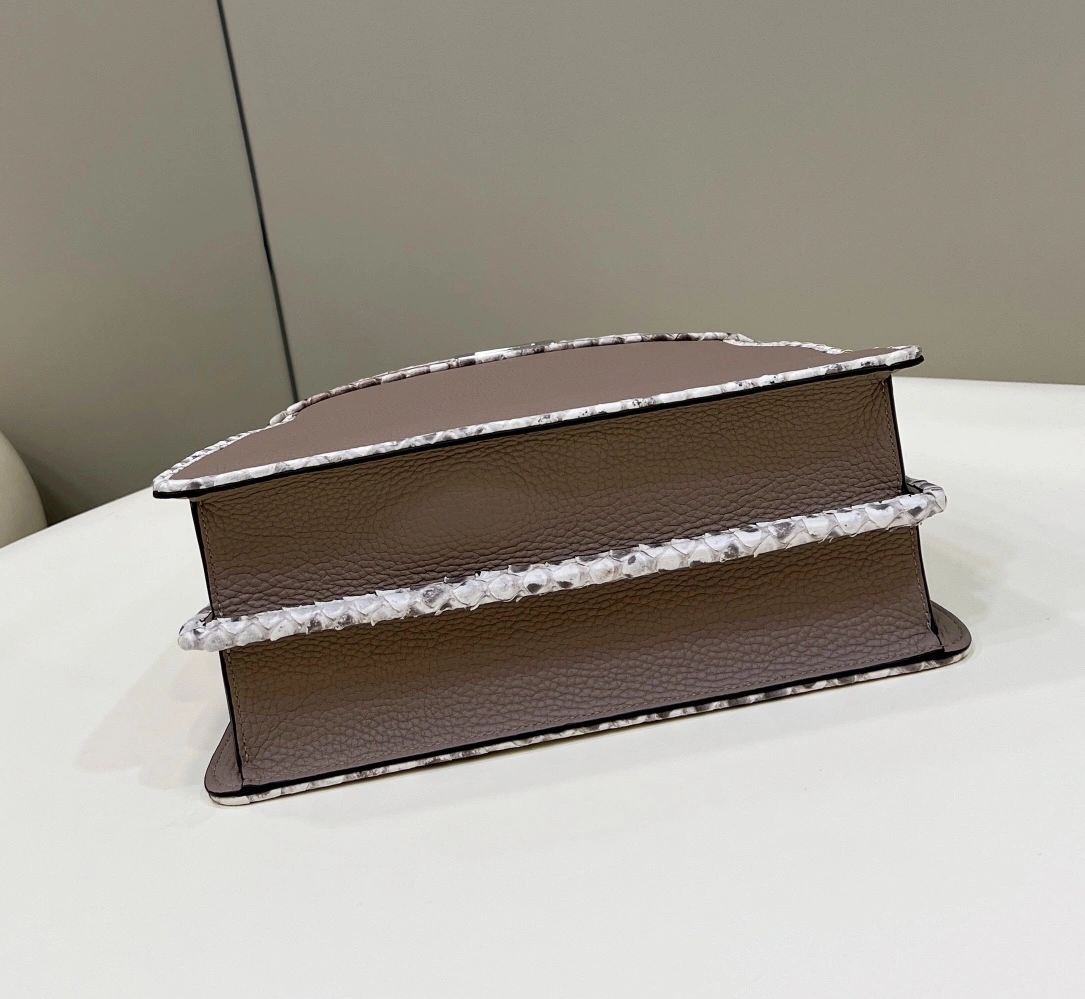 Classic Fendi Peekaboo Bags 69827