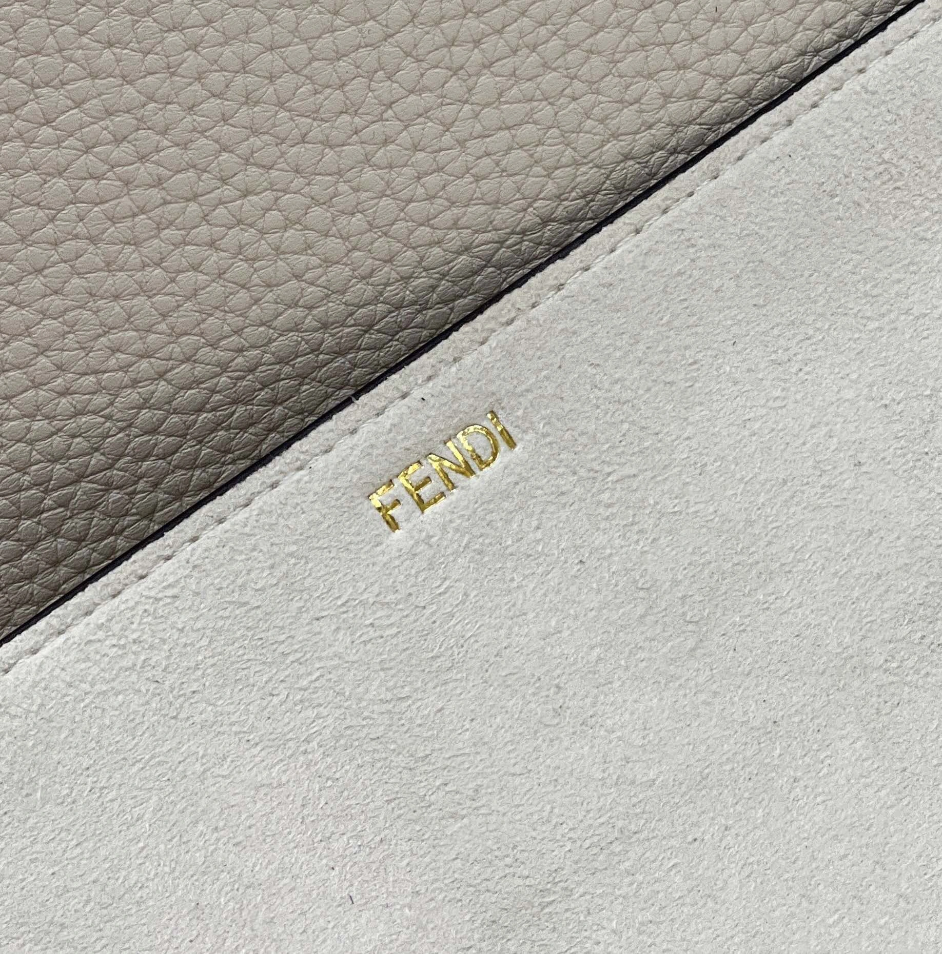 Chic Fendi Peekaboo Bags 69820