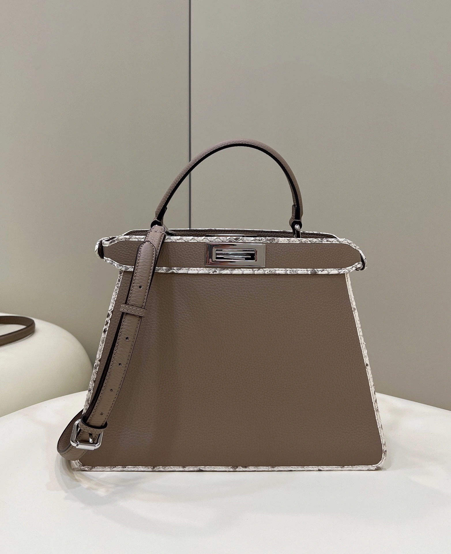 StreetReady Fendi Peekaboo Bags 69817