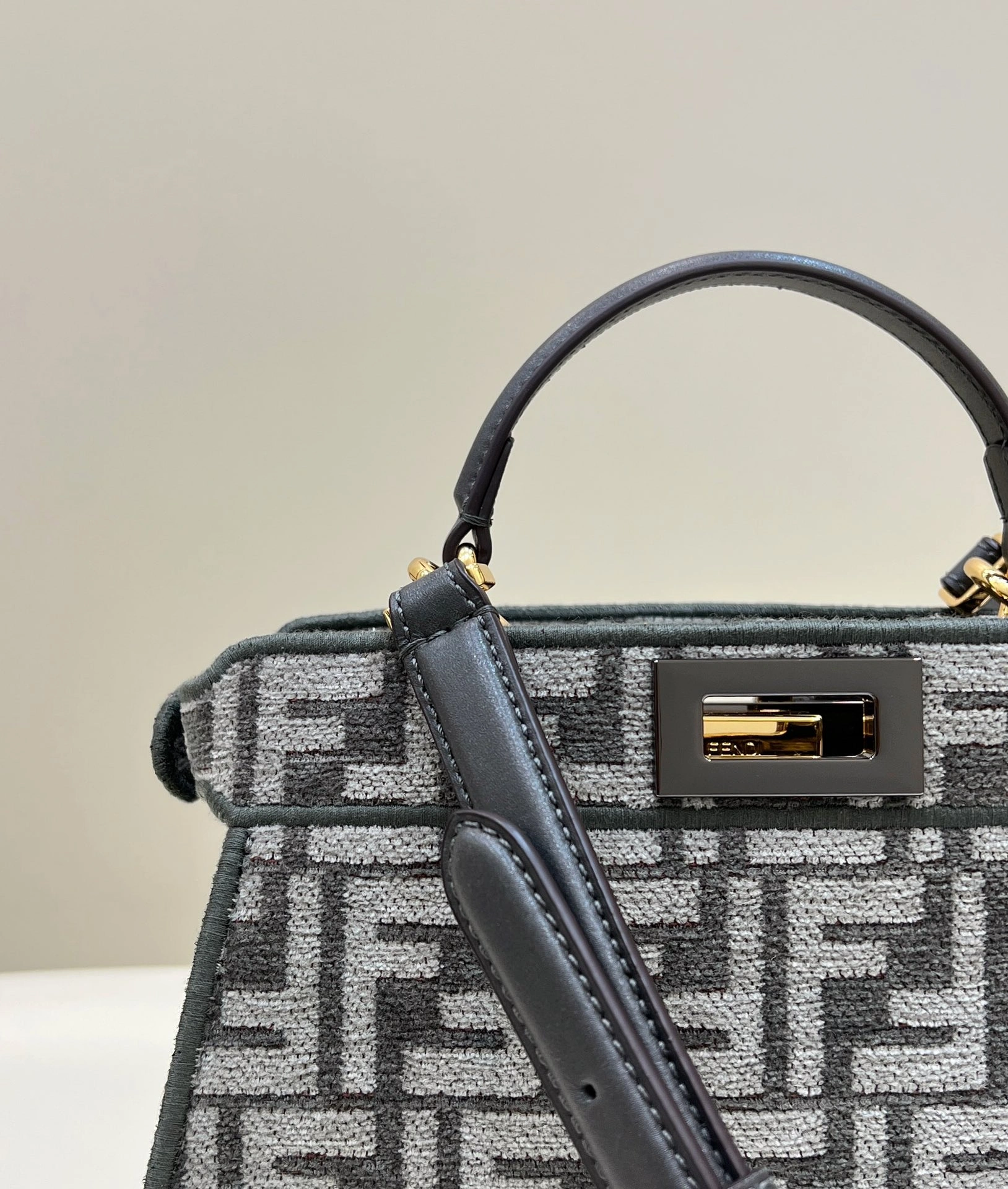 Fendi Peekaboo Bags OdorResistant 69815