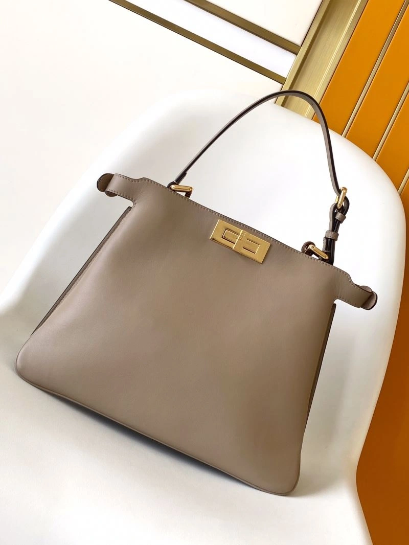 Fendi Peekaboo Bags DailyWear 57790