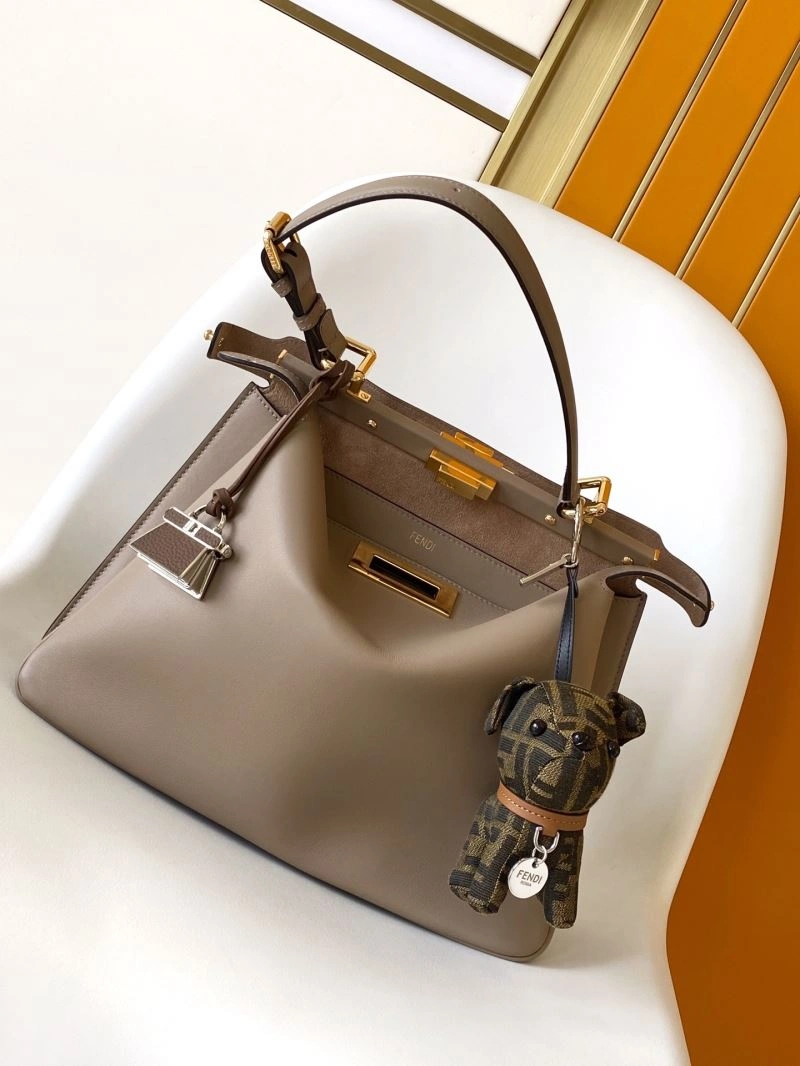 Fendi Peekaboo Bags DailyWear 57790