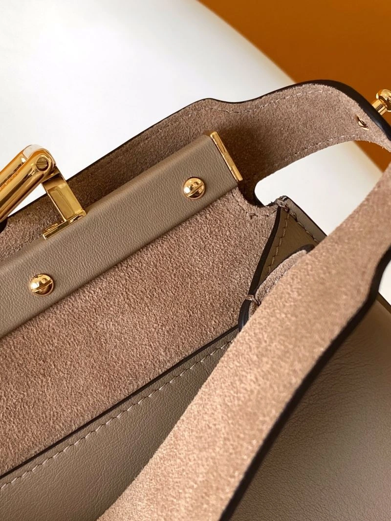 Fendi Peekaboo Bags DailyWear 57790
