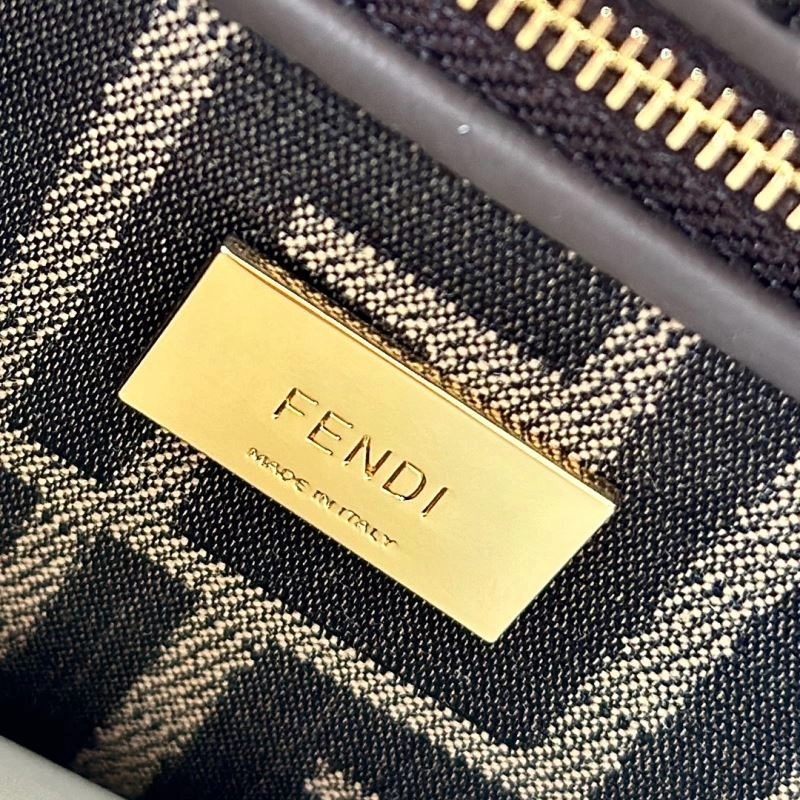 Vibrant Fendi Peekaboo Bags 57788