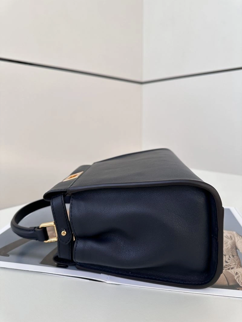 Fendi Peekaboo Bags WaterResistant 57781
