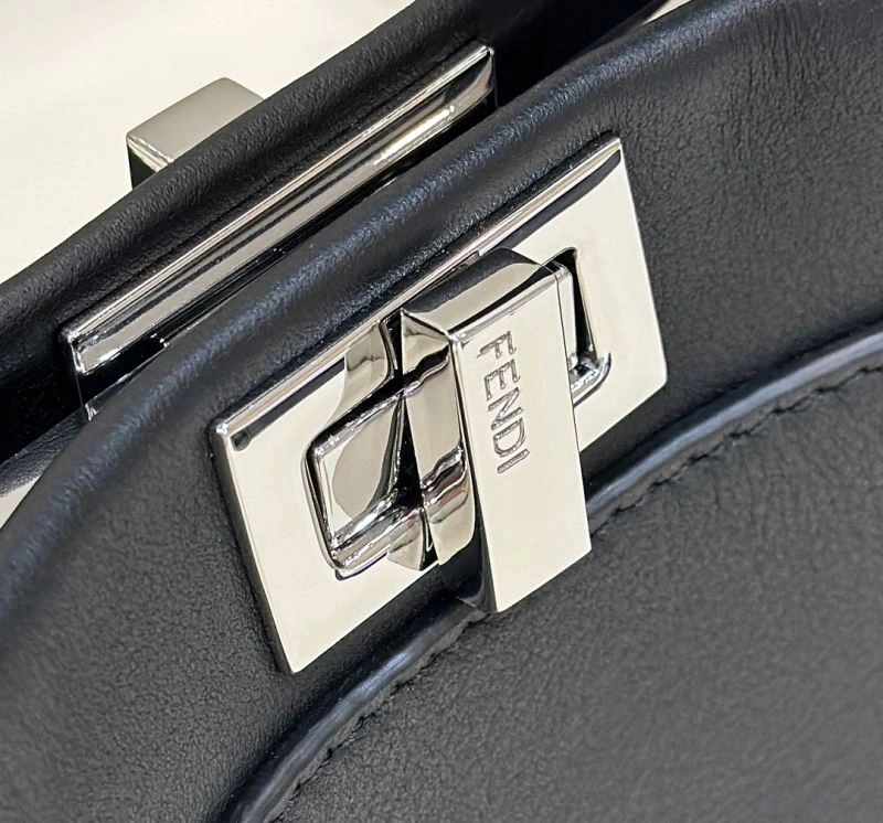 Fendi Peekaboo Bags Stretchable 57818