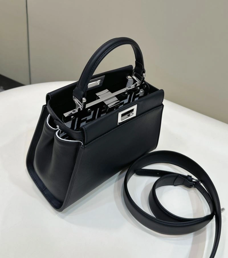 Fendi Peekaboo Bags Stretchable 57818