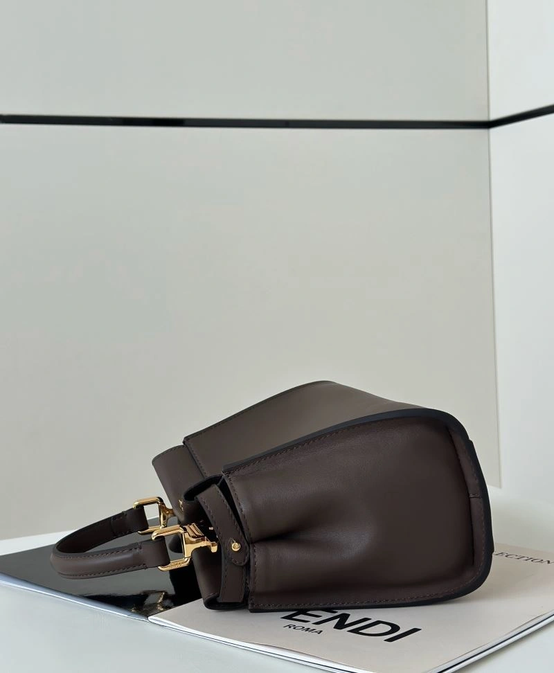 Fendi Peekaboo Bags Breathable 57765