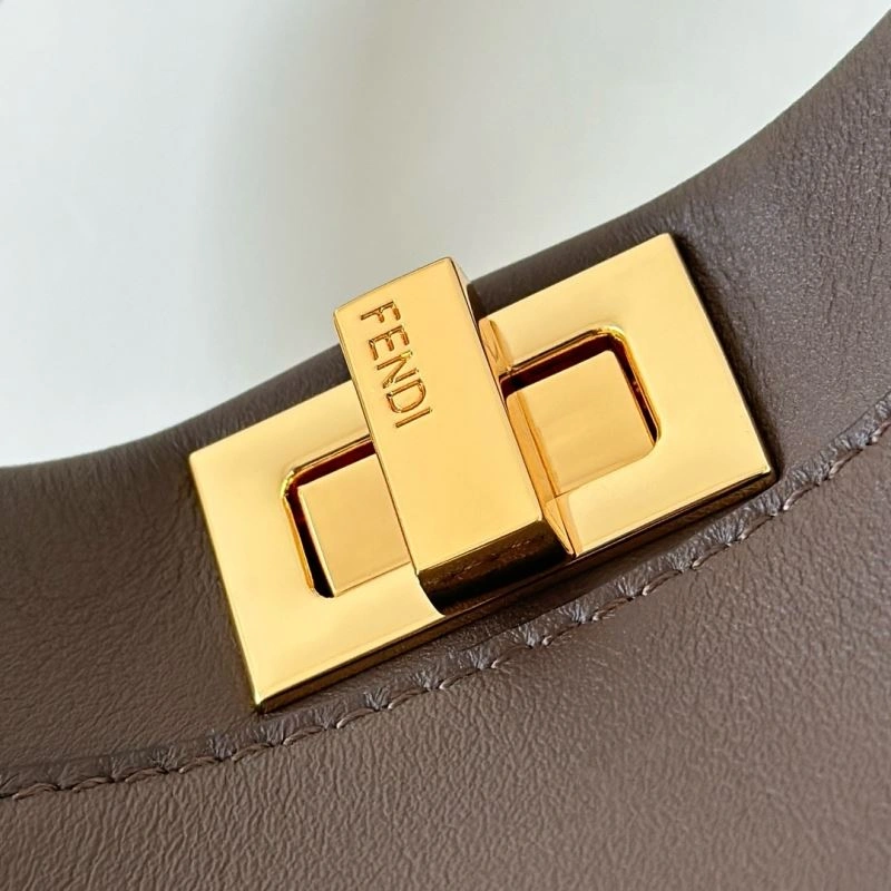 Fendi Peekaboo Bags Breathable 57765