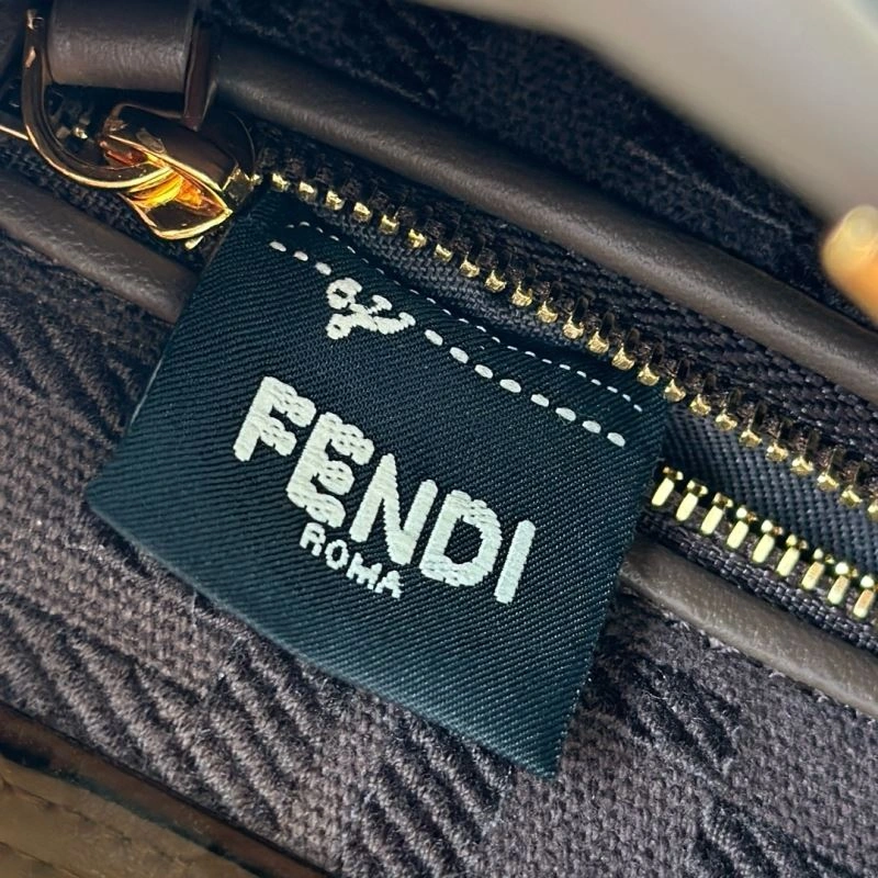 Fendi Peekaboo Bags Breathable 57765