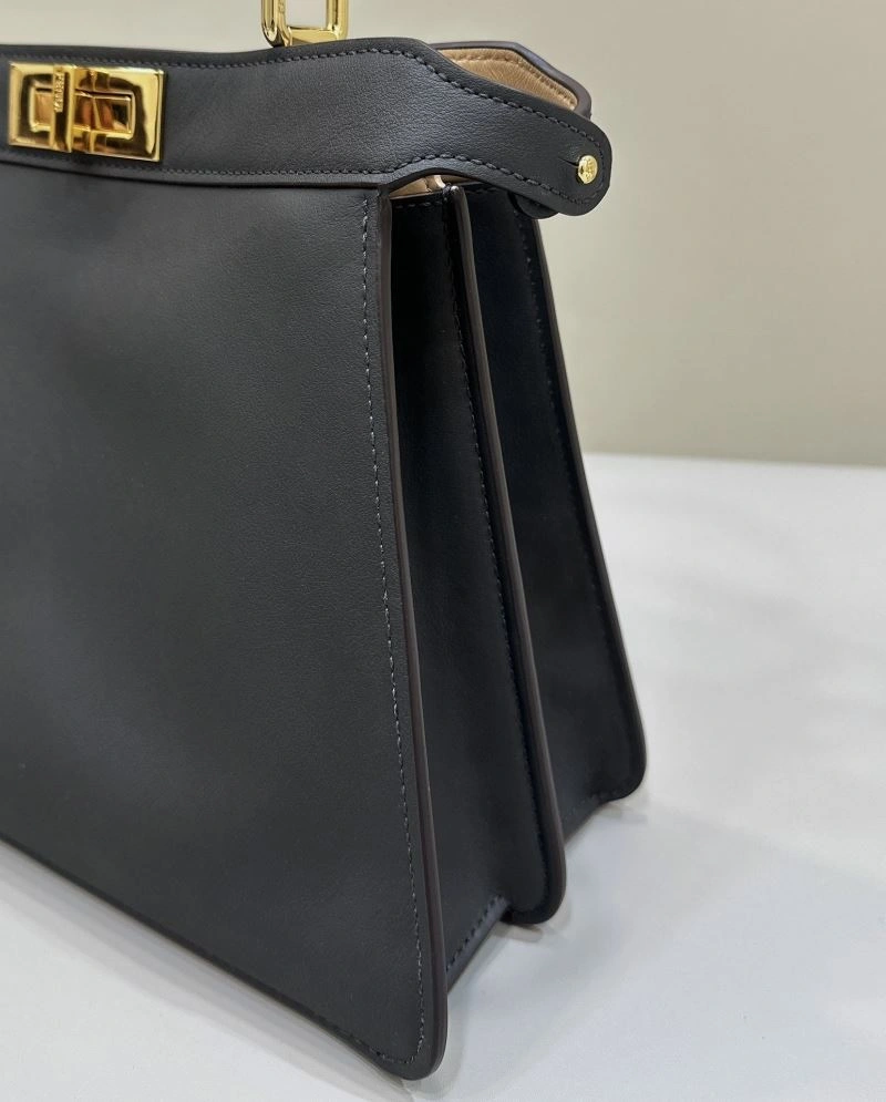 Fendi Peekaboo Bags Supportive 57821