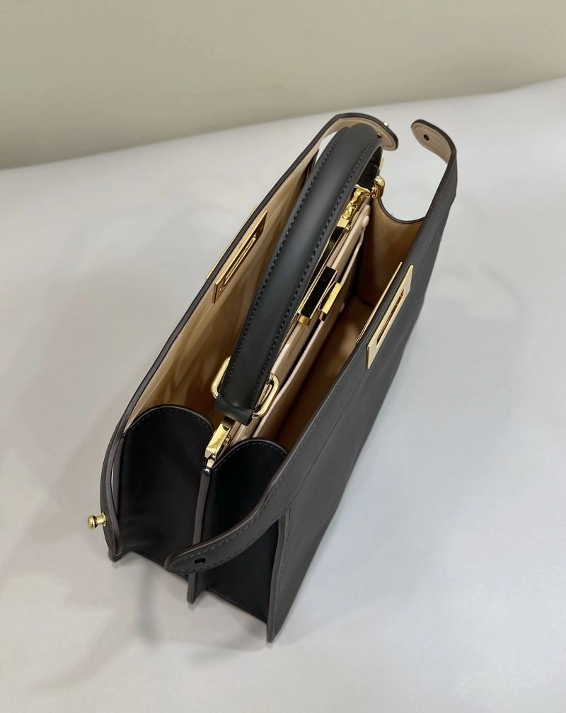 Fendi Peekaboo Bags Supportive 57821