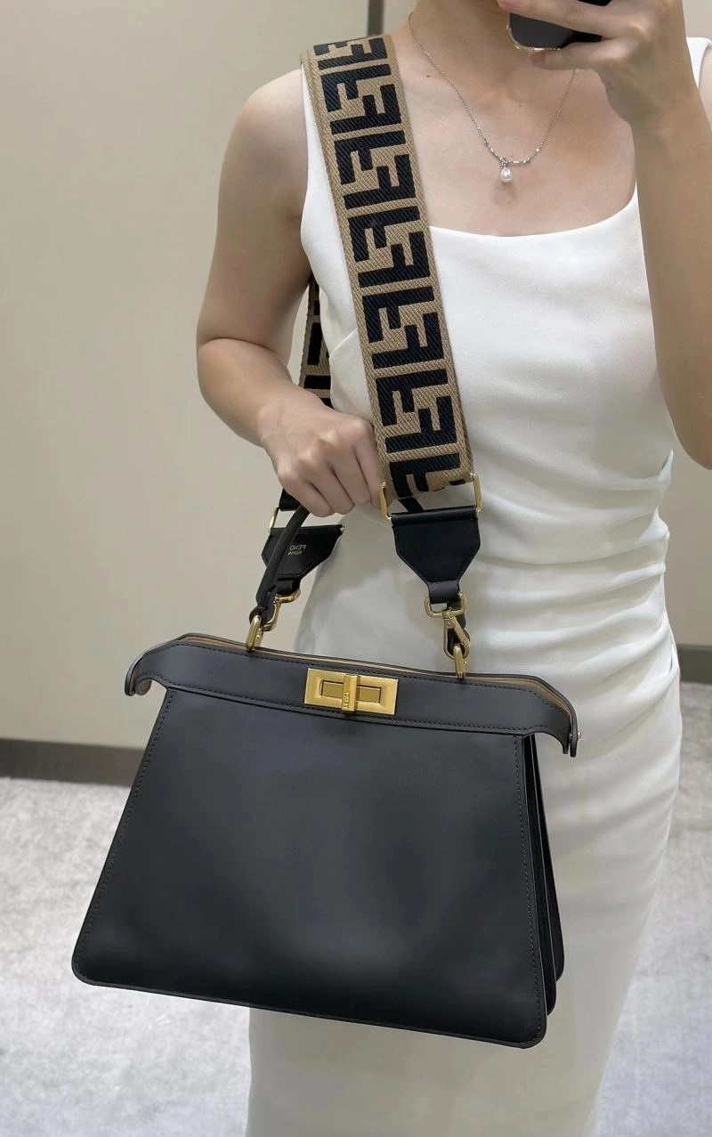 Fendi Peekaboo Bags Supportive 57821
