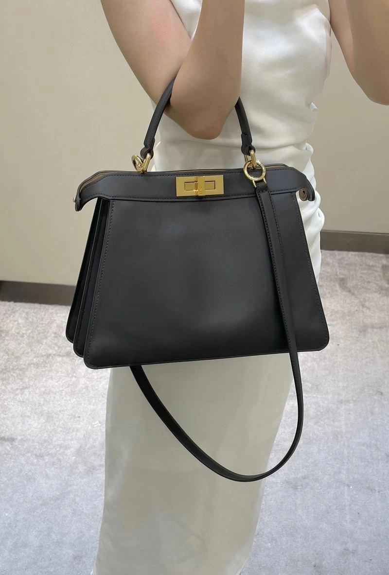 Fendi Peekaboo Bags Supportive 57821