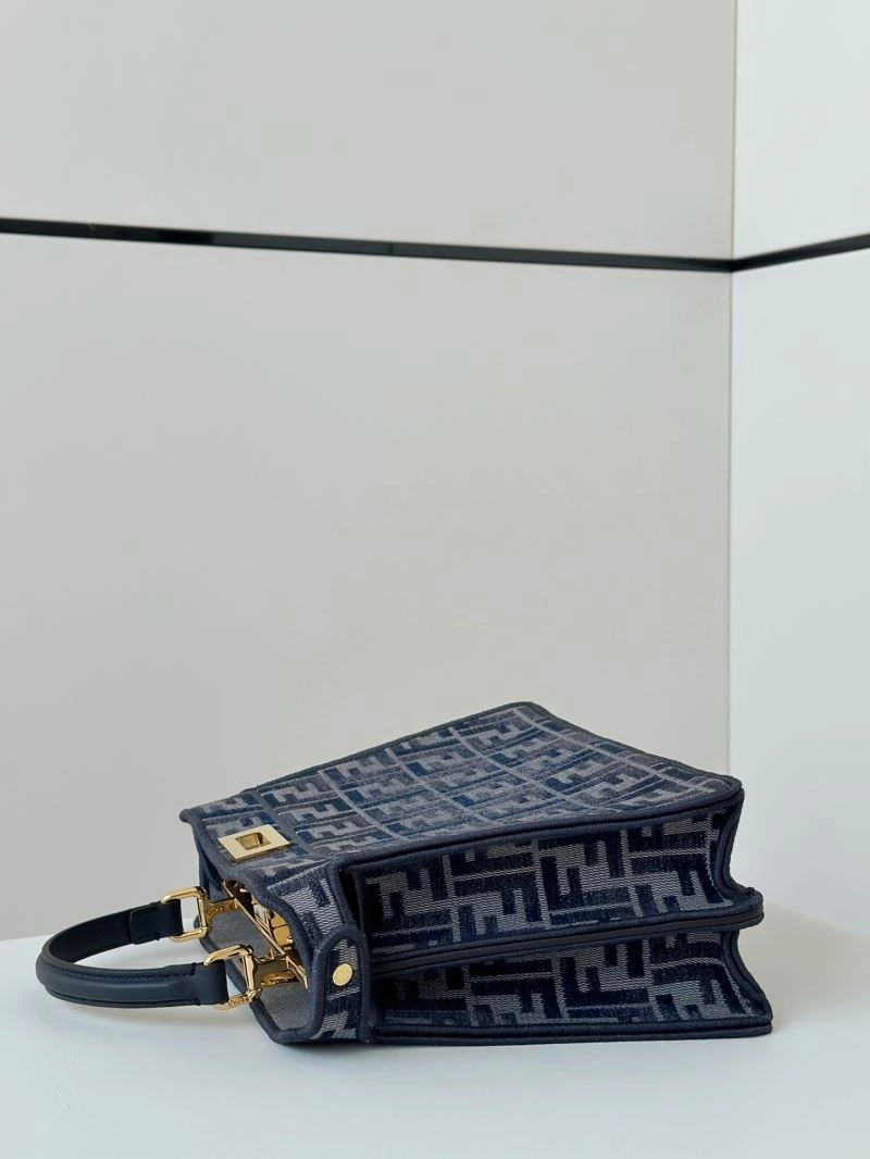 Fendi Peekaboo Bags Stretchable 57814