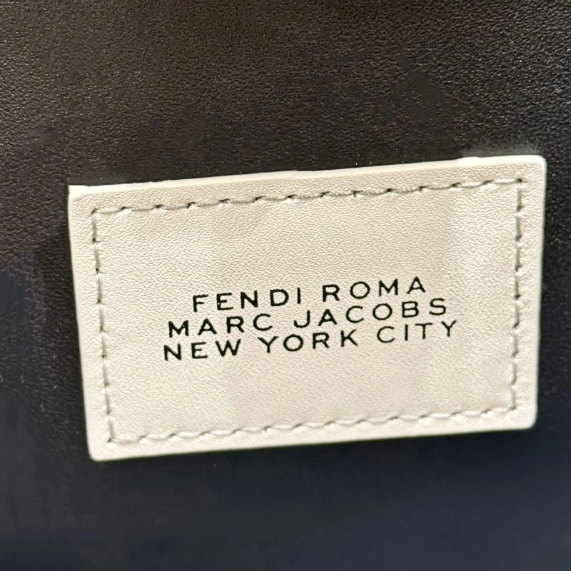 SmartChoice Fendi Peekaboo Bags 57760