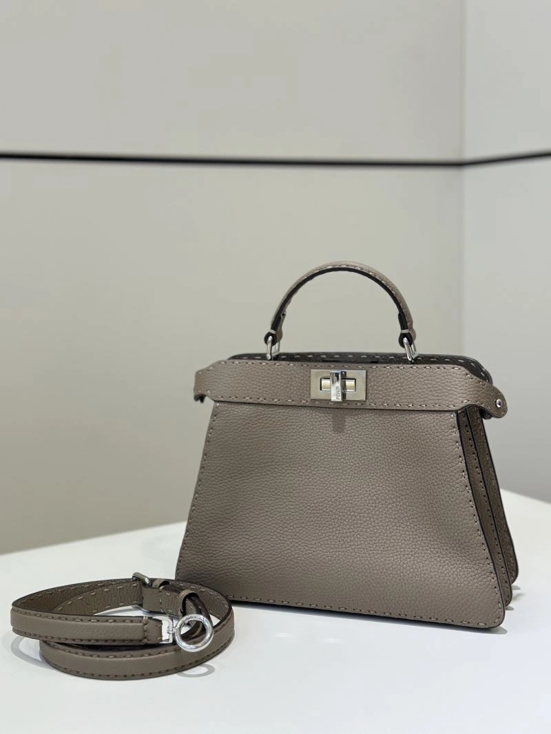 Fendi Peekaboo Bags ModernLook 57759