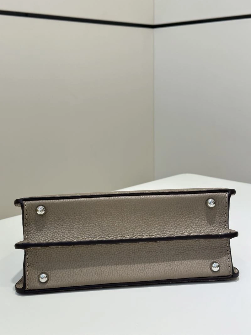 Fendi Peekaboo Bags ModernLook 57759