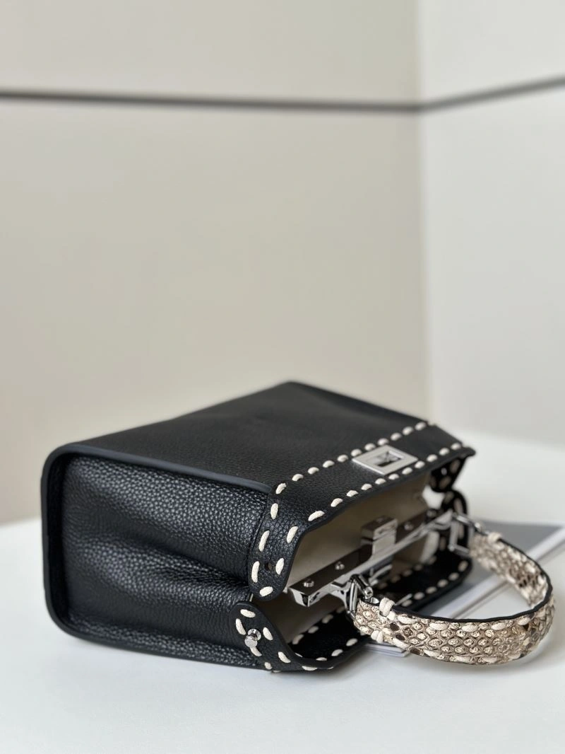 Fendi Peekaboo Bags ModernLook 57756