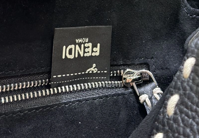 Fendi Peekaboo Bags Unisex 57755