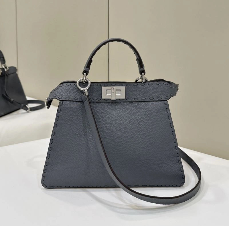Lightweight Fendi Peekaboo Bags 57749