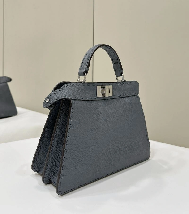 Lightweight Fendi Peekaboo Bags 57749