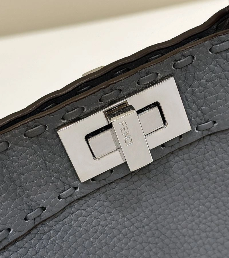 Lightweight Fendi Peekaboo Bags 57749