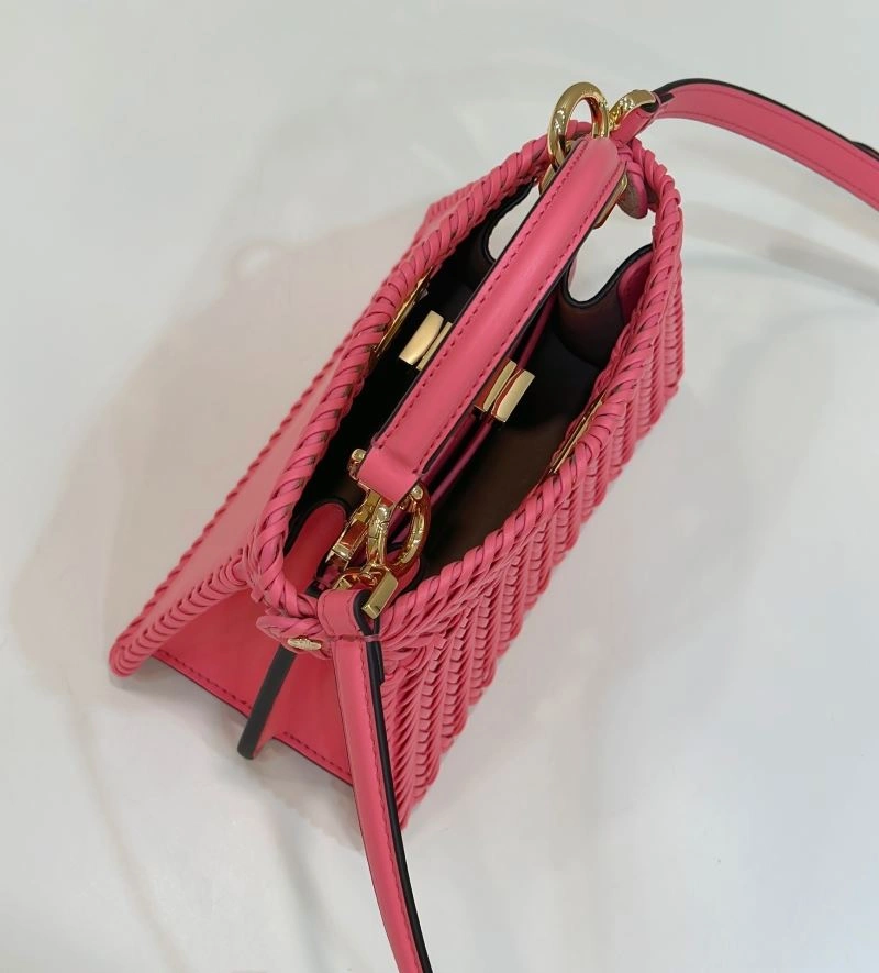 Modern Fendi Peekaboo Bags 57734