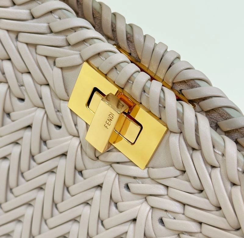 Fendi Peekaboo Bags ZipUp 57742