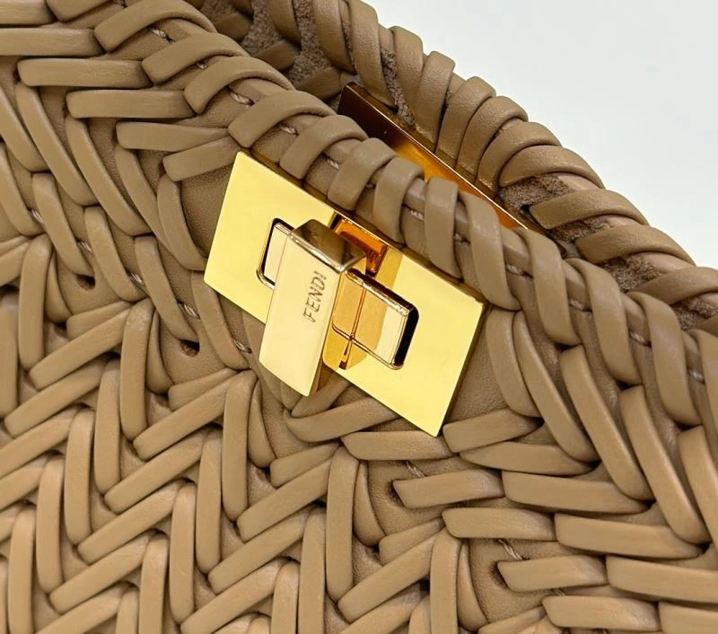 Fendi Peekaboo Bags Stretchable 57736