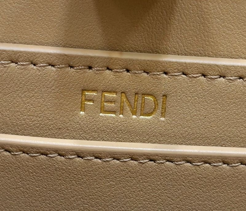 Fendi Peekaboo Bags Stretchable 57736