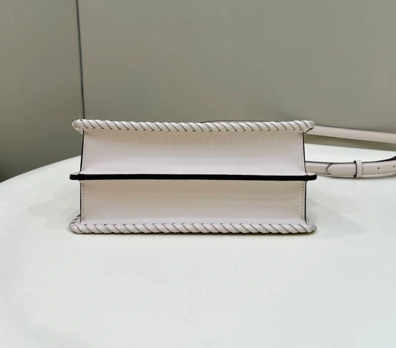 Fendi Peekaboo Bags Fashionable 57730