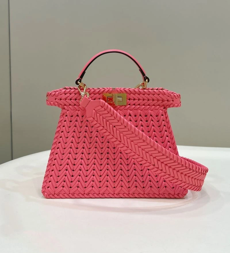 Snug Fendi Peekaboo Bags 57738