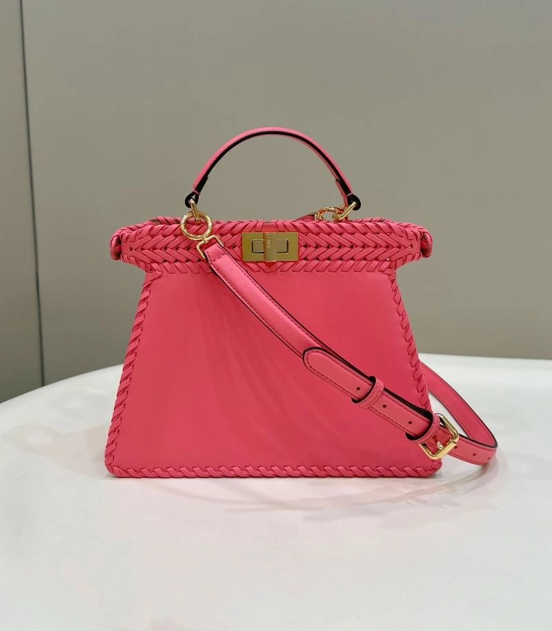 Snug Fendi Peekaboo Bags 57738