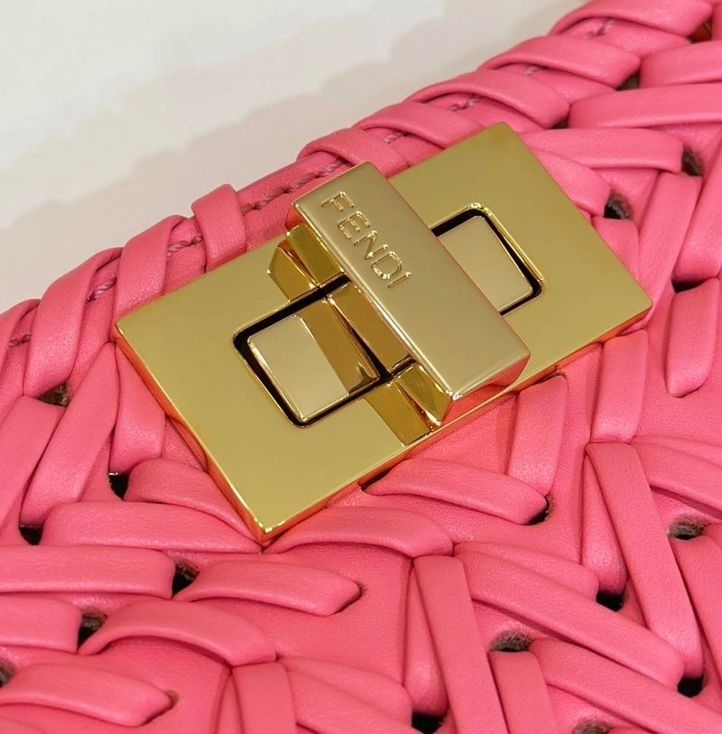 Snug Fendi Peekaboo Bags 57738