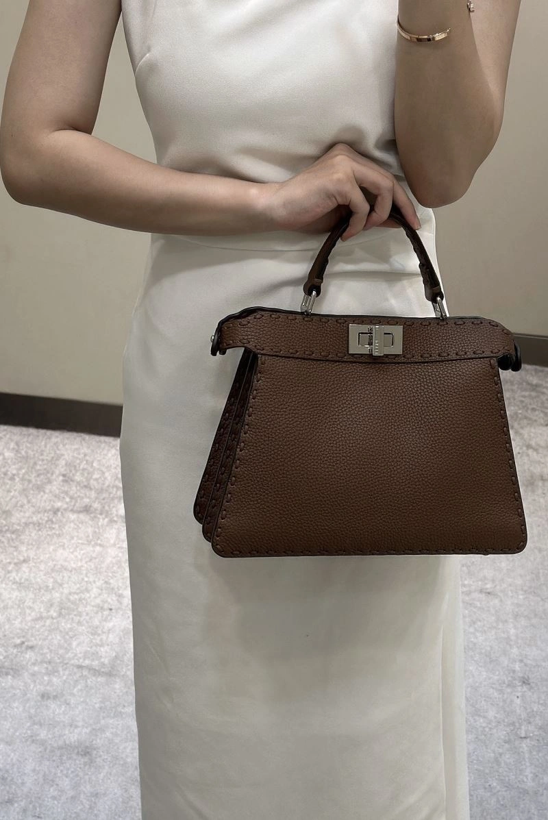 Stylish Fendi Peekaboo Bags 57740