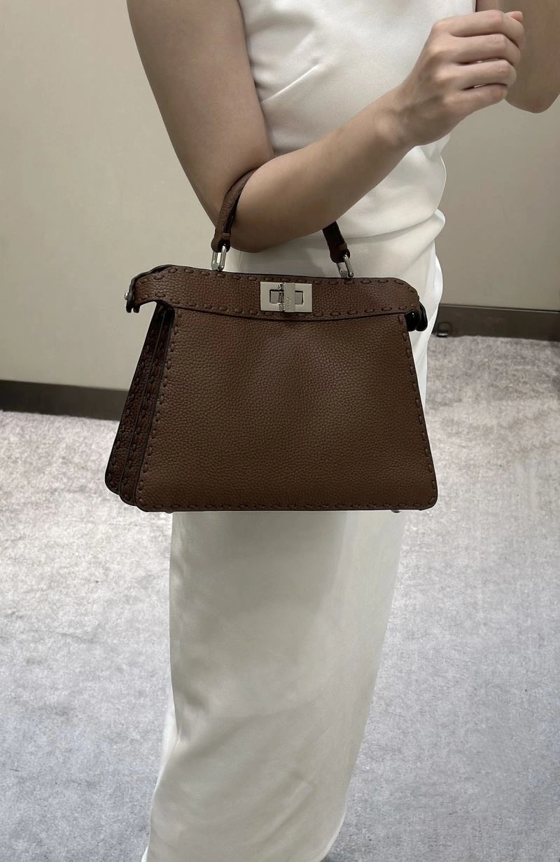 Stylish Fendi Peekaboo Bags 57740