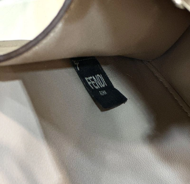 Casual Fendi Peekaboo Bags 57729