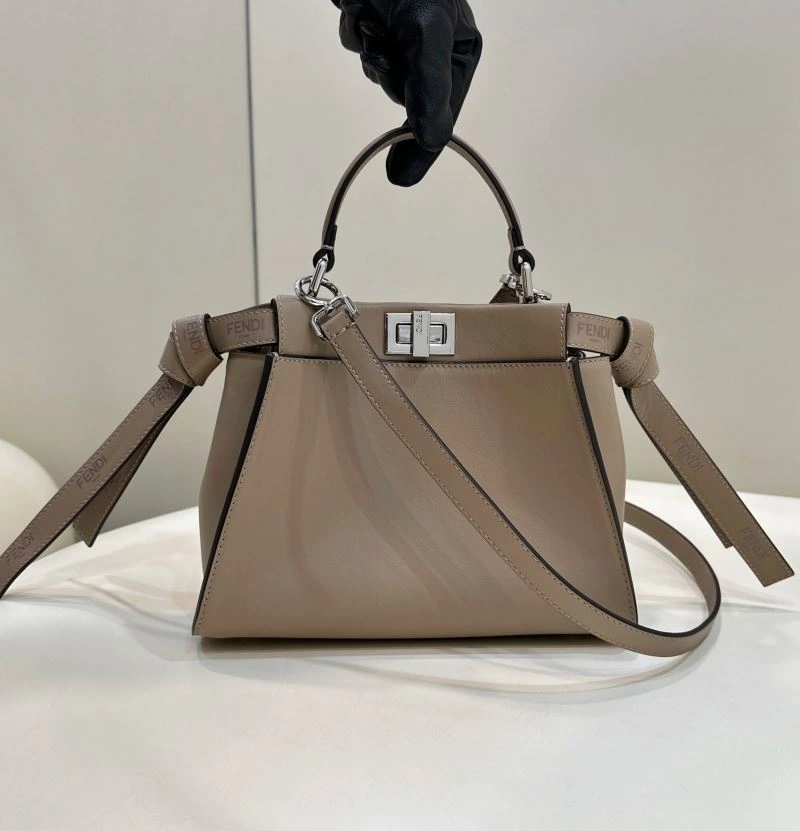 Fendi Peekaboo Bags AllSeason 57764