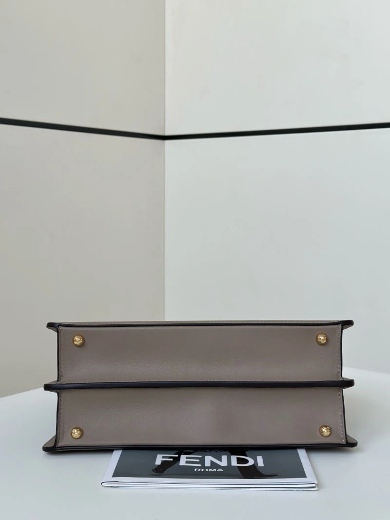 Resilient Fendi Peekaboo Bags 57726